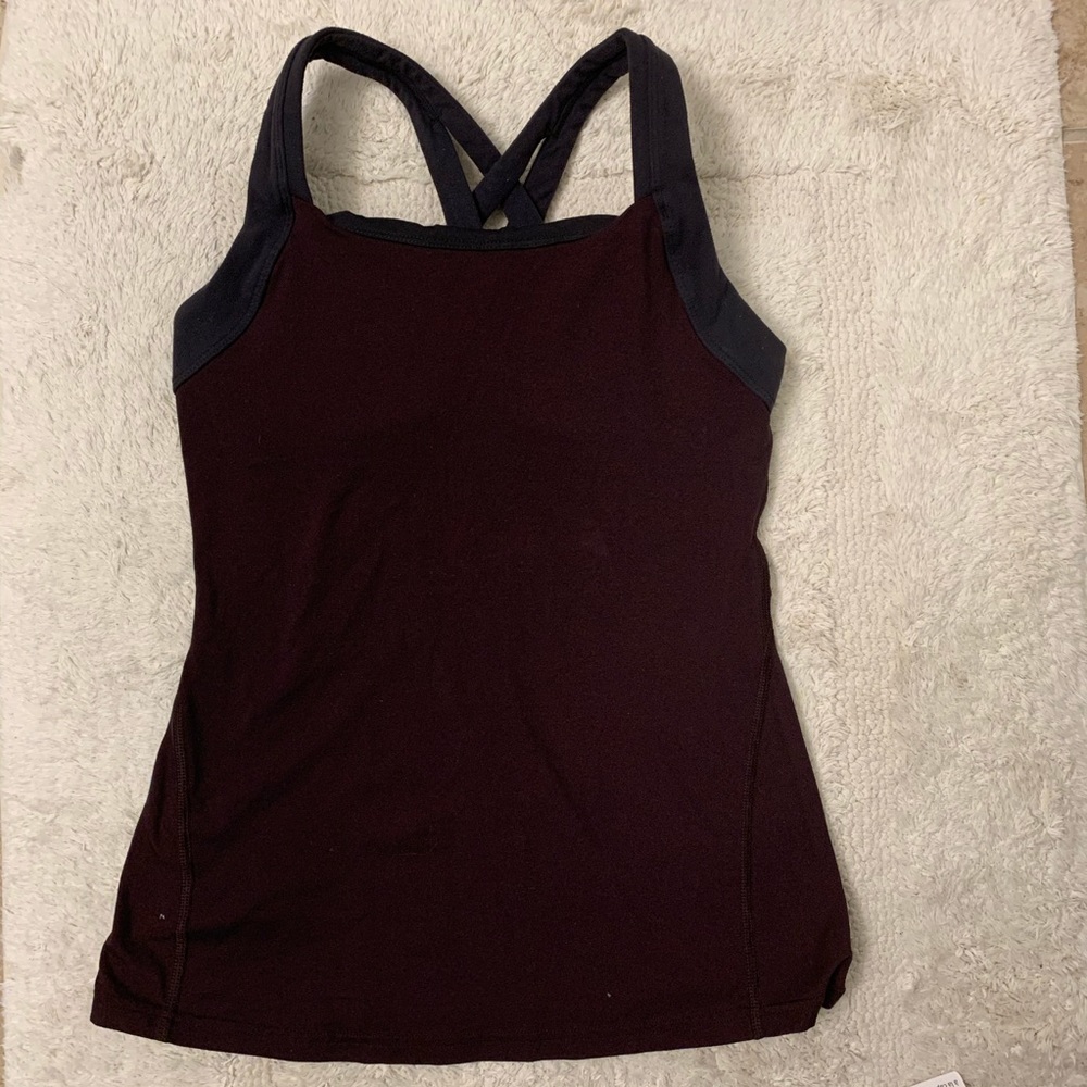 Lucy sports tank with built in bra, size S